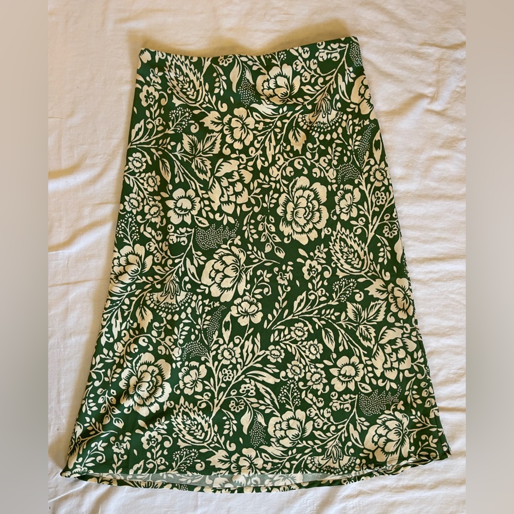 Rachel Zoe, floral midi skirt, size 8